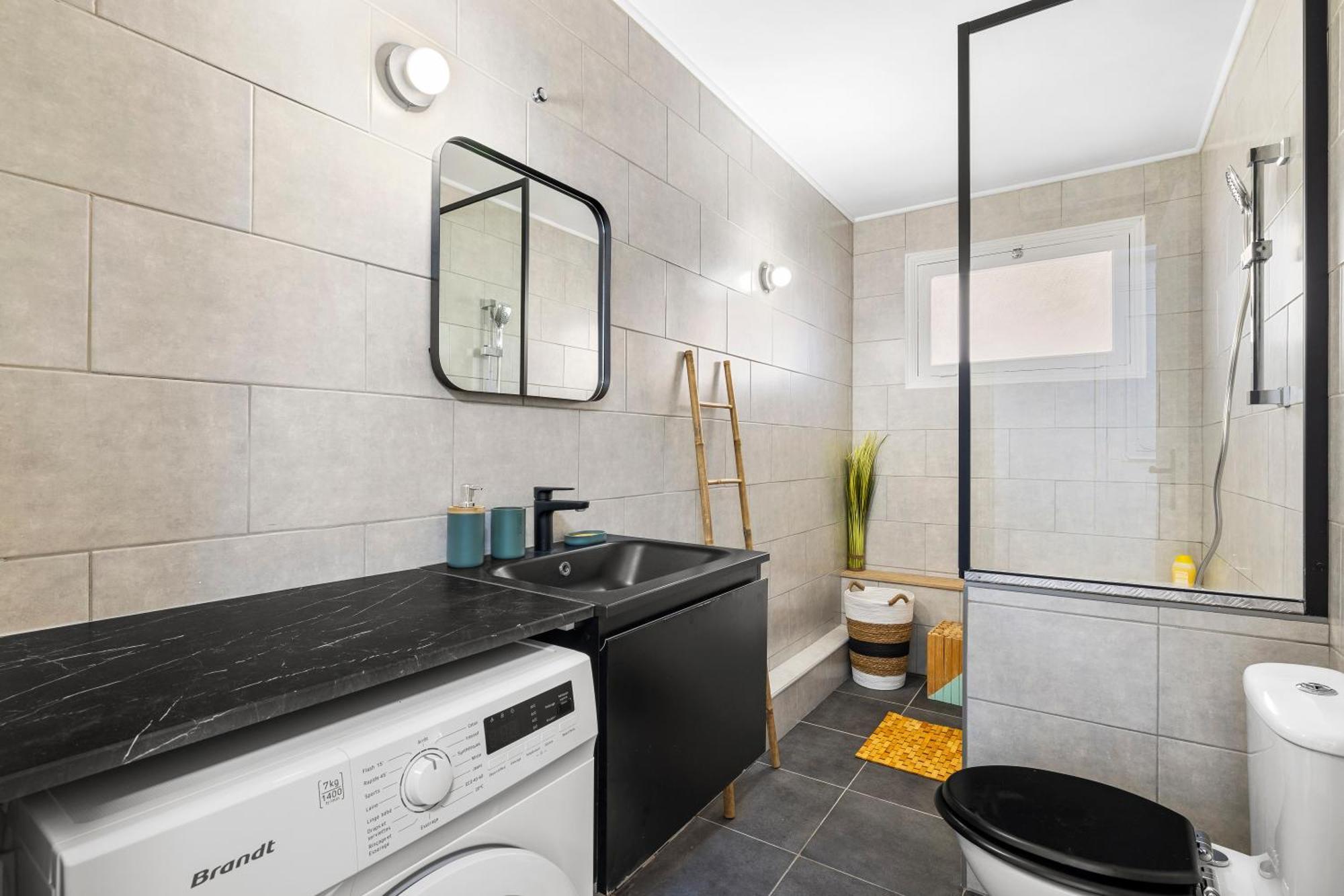 Nice Renting - Philibert - Elegant Spacious Quiet Near The Port Free Parking Kültér fotó